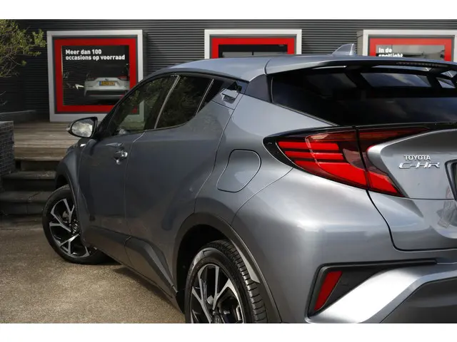 Toyota C-HR 1.8 Hybrid Style 2021 Hybride Benzine 9