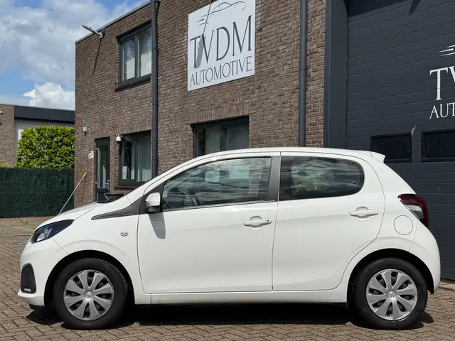 Peugeot 108 1.0 e-VTi Envy AIRCO|5-DEURS 2017 Benzine 2