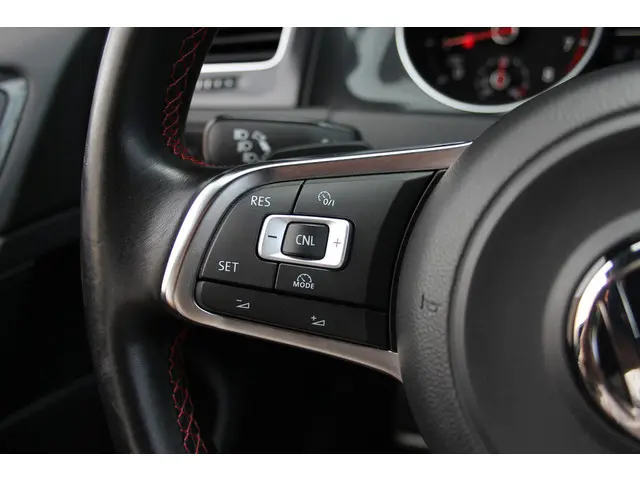 Volkswagen Golf 2.0 TSI GTI 2015 Benzine 28
