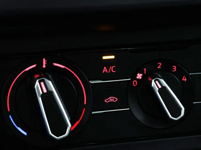 Volkswagen Polo 1.0 TSI 95pk Comfortline 2020 Benzine 30