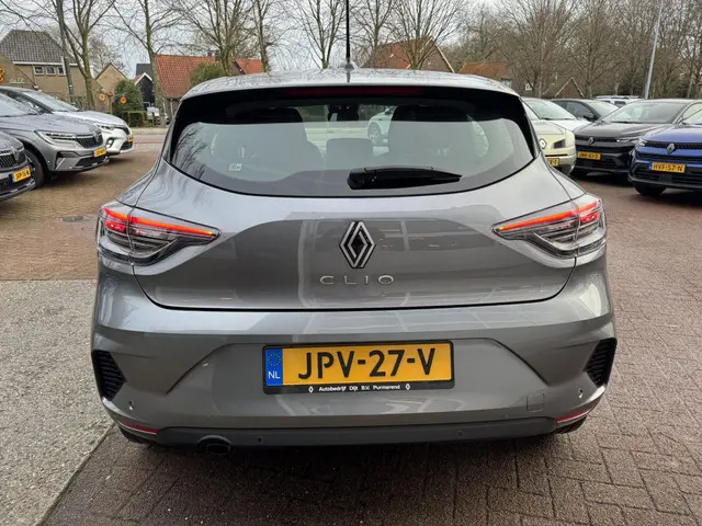 Renault Clio 1.0 TCe 90 GPF evolution 2025!! 2025 Benzine 6