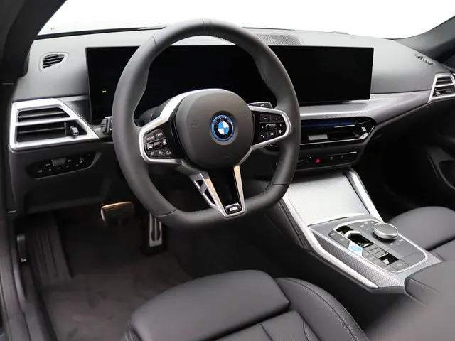 BMW i4 eDrive35 2024 Elektrisch 10