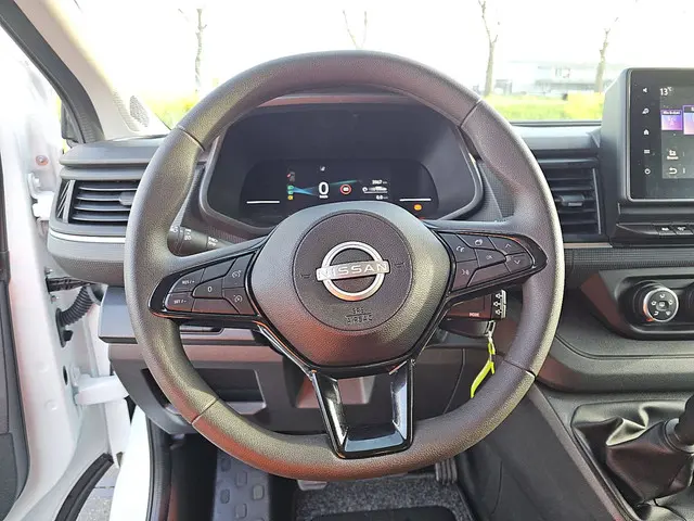 Nissan Primastar 2.0 2024 Diesel 11