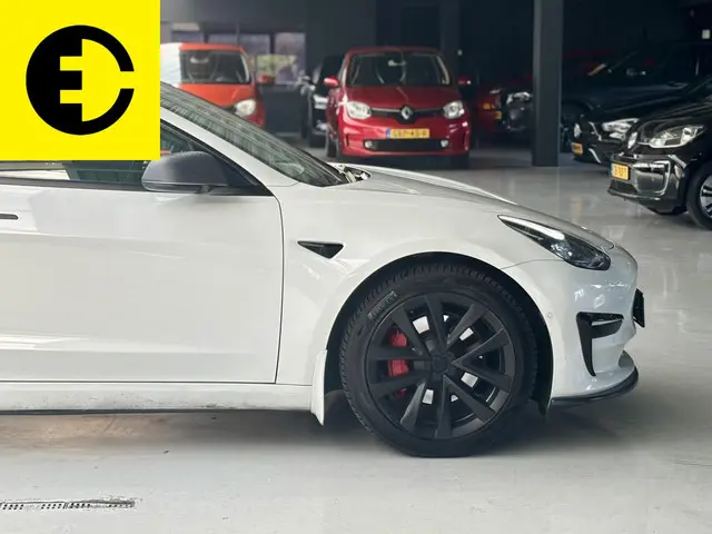 Tesla Model 3 Standard RWD Plus 60 kWh 2021 Elektrisch 41