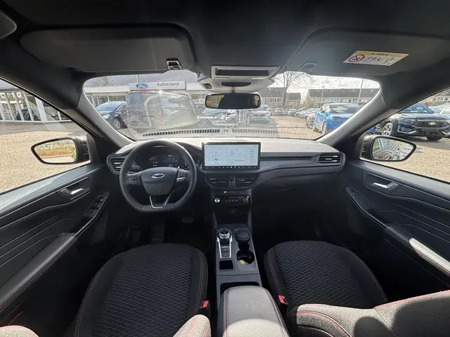 Ford Kuga 2.5 FHEV ST-Line 2025 Hybride Benzine 29