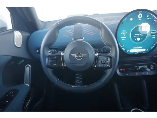 MINI Aceman SE 2025 Elektrisch 11