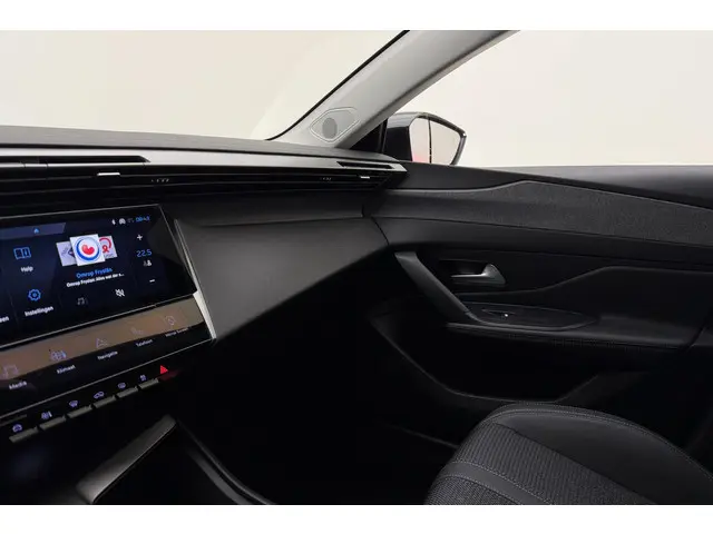 Peugeot 308 SW 1.2T 130pk Automaat Allure 2024 Benzine 33