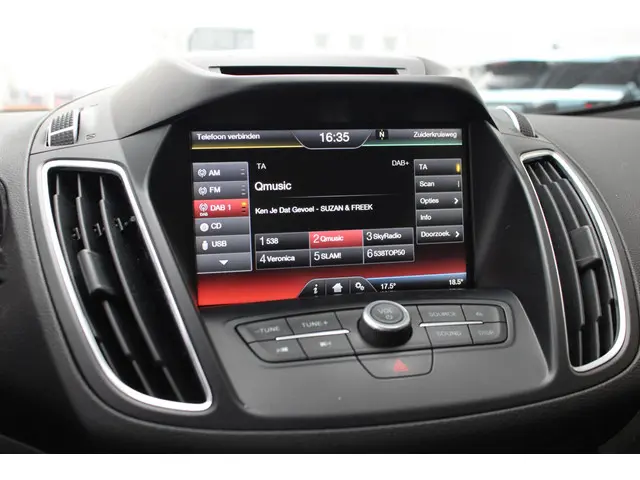 Ford Grand C-Max 1.0 Titanium 7p. 2017 Benzine 33