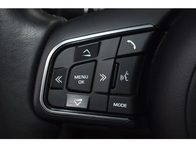 Jaguar E-PACE 2.0 P200 AWD R-Dynamic S 2019 Benzine 15