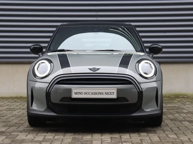 MINI 5-Deurs Cooper 2022 Benzine 3