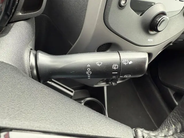 Peugeot 108 1.0 e-VTi Active 2021 Benzine 21