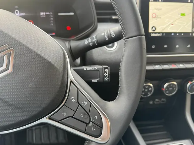 Renault Clio TCe 90 evolution 2024 Benzine 16