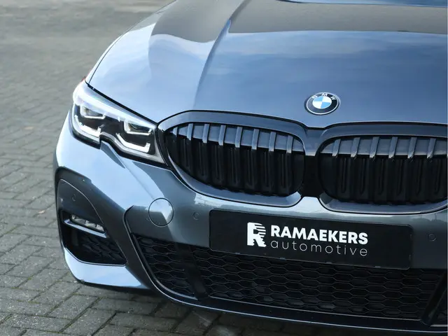 BMW 3 Serie 330e M Sport 2021 Hybride Benzine 23