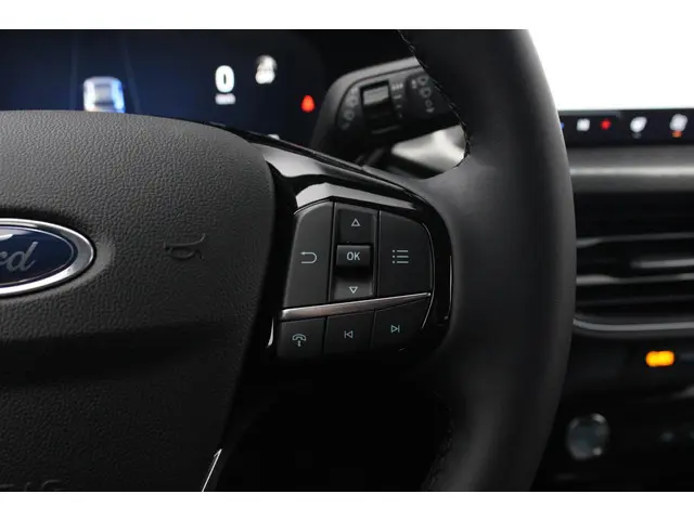 Ford Kuga 2.5 PHEV Titanium 2025 Hybride Benzine 15