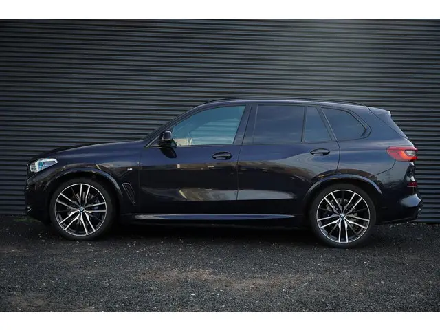 BMW X5 xDrive30d High Executive 2019 Diesel 3