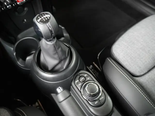 MINI Cooper 1.5 Classic 2023 Benzine 21