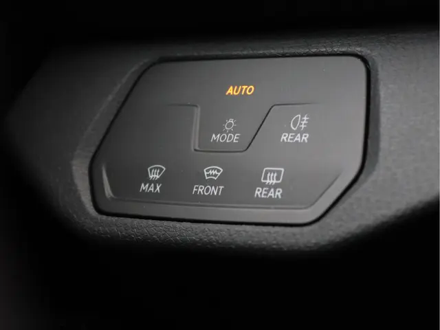 Volkswagen ID.4 First 77 kWh 2020 Elektrisch 36