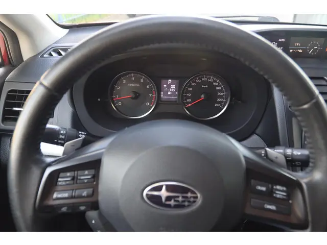 Subaru XV 2.0I LUXURY PLUS AWD AUT. 2012 Benzine 18