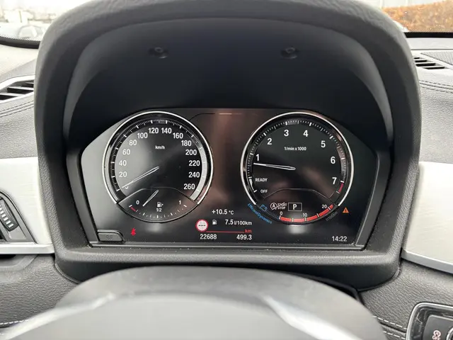 BMW X1 sDrive20i Business Edition Plus 2021 Benzine 4