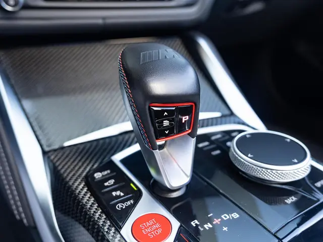 BMW M4 Cabrio xDrive Competition 2022 Benzine 42