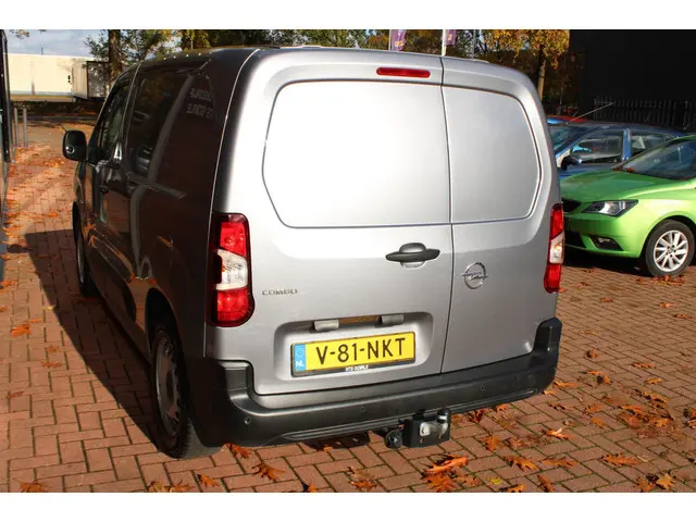 Opel Combo 1.2 PureTech 110 S&S L1 BTW VRIJ !! 2024 Benzine 9