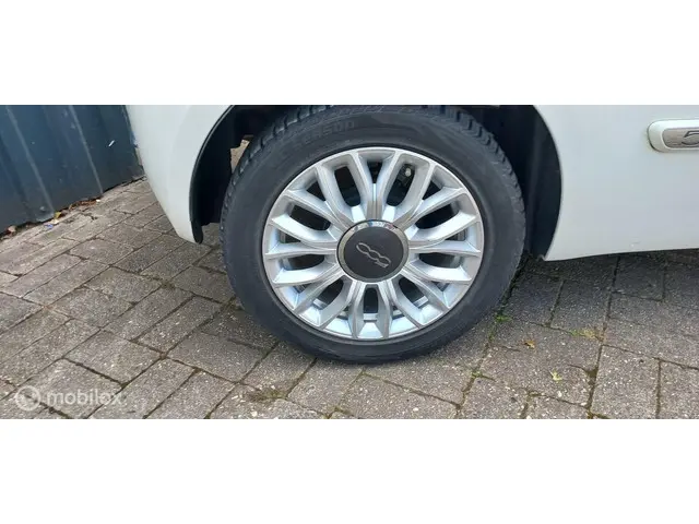 Fiat 500 1.2 Cabriolet 2015 Benzine 12