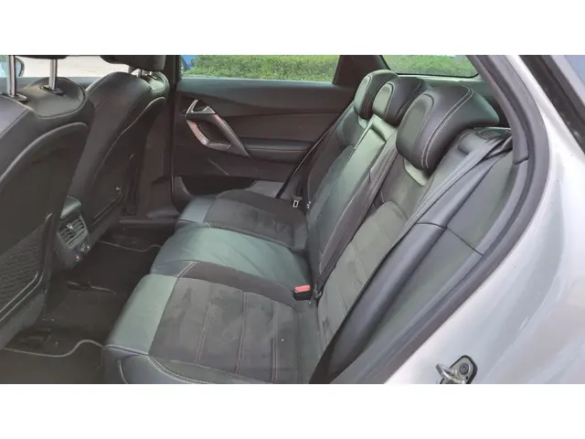 DS DS 5 1.6 THP Performance Line 2018 Benzine 38