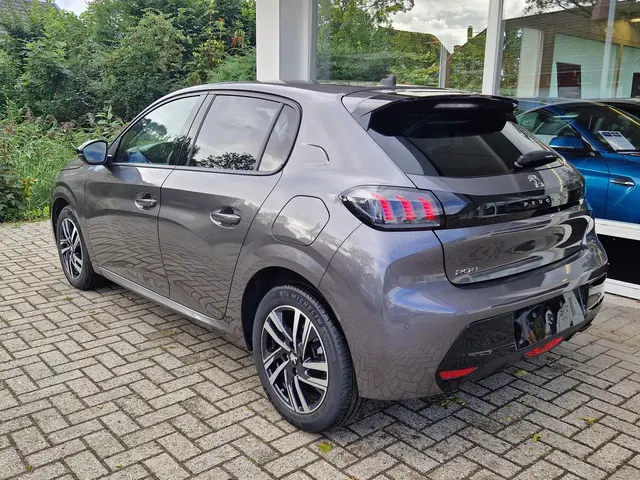 Peugeot 208 3