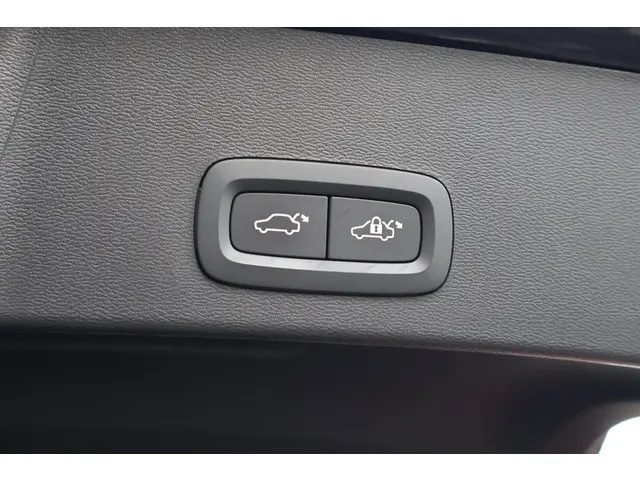 Volvo XC40 T4 Plug-in hybrid Core Bright 2022 Benzine 34