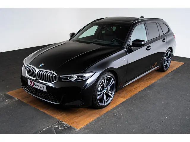 BMW 3 Serie Touring 330i 2023 Benzine 8