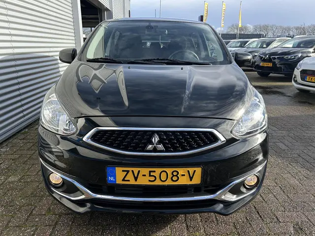 Mitsubishi Space Star 1.0 Active 2019 Benzine 4
