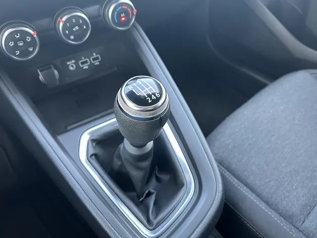 Renault Clio 1.0 TCe Zen 2022 Benzine 21