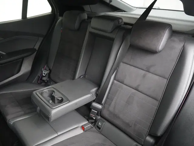 BMW X2 M35i xDrive 2024 Benzine 13