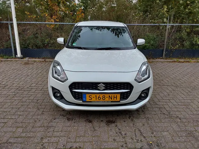 Suzuki Swift 1.2 Style Smart Hybrid 2023 Hybride Benzine 5