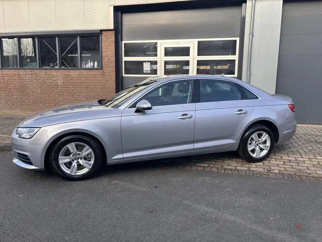 Audi A4 Limousine 1.4 TFSI Pro Line 2016 Benzine 6
