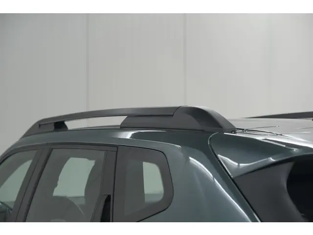 Dacia Duster Mild Hybrid 130 Expression 2025 Benzine 24