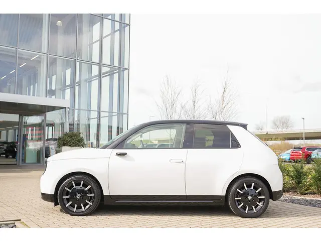 Honda e ADVANCE 17" 2022 Elektrisch 55