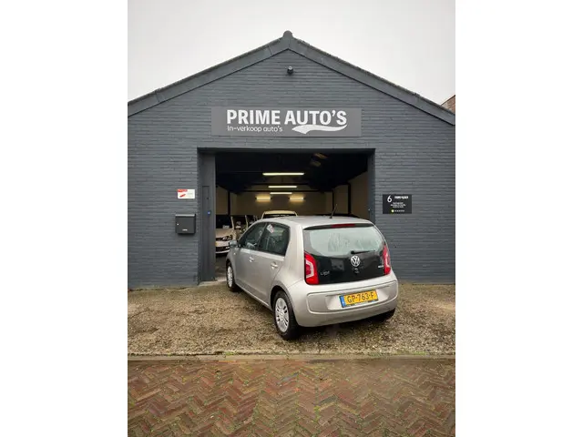 Volkswagen up! 1.0 move up! BlueMotion 2015 Benzine 6