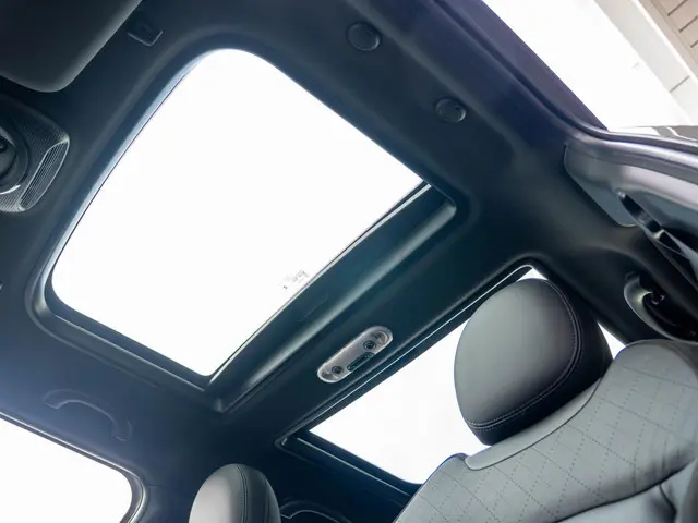MINI 5-Deurs Cooper Aut. 2022 Benzine 38