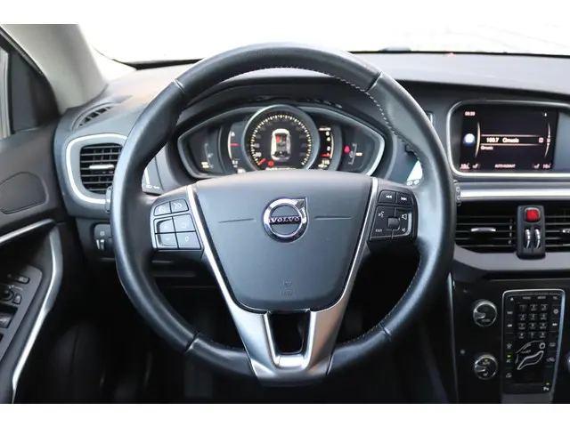 Volvo V40 2.0 T2 Nordic+ 2018 Benzine 26