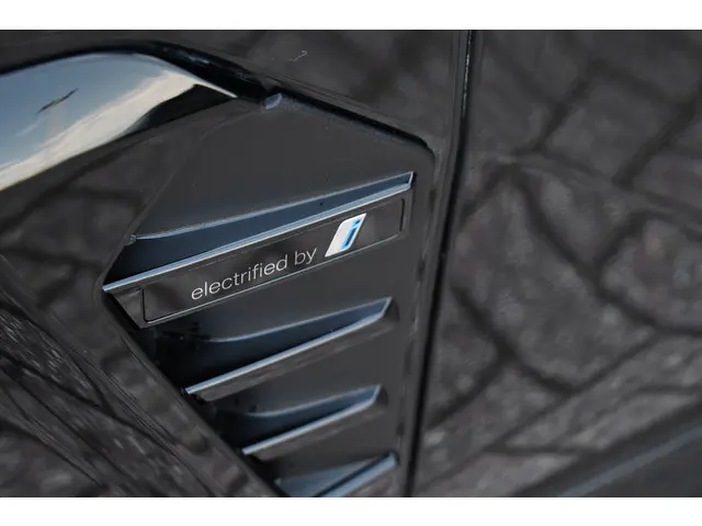 BMW X5 xDrive50e M-Sport Pro 2023 Hybride Benzine 96