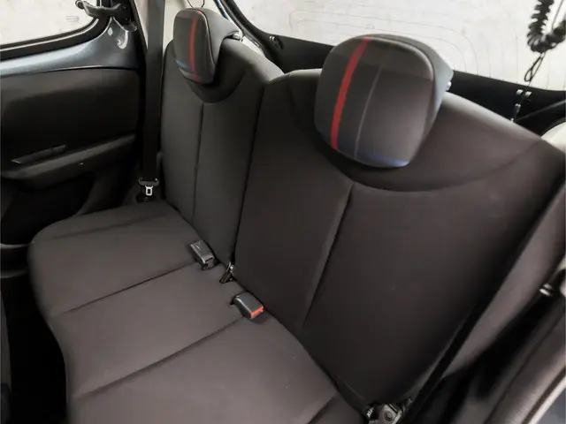 Peugeot 108 1.0 VTi Sport 2014 Benzine 14