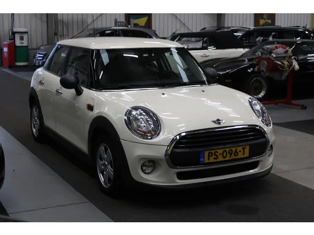 MINI One 2