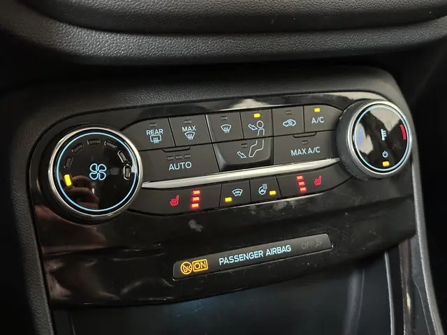 Ford Puma 1.0 EcoBoost Hybrid Titanium 2022 Benzine 13