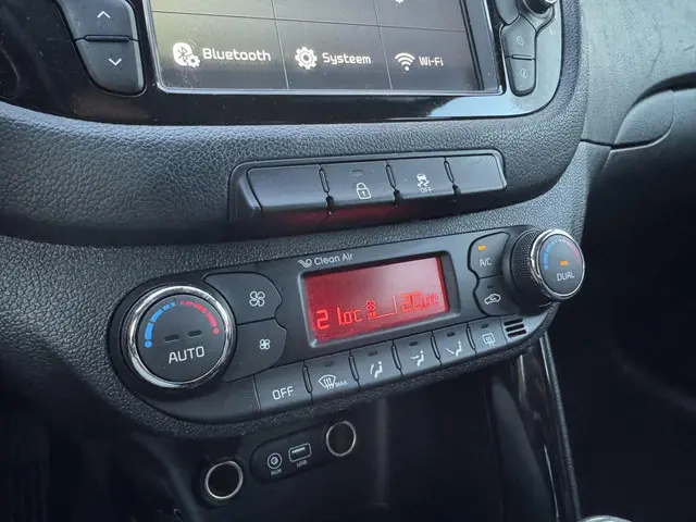 Kia cee'd Sportswagon 1.6 GDI ExecutiveLine 2015 Benzine 13