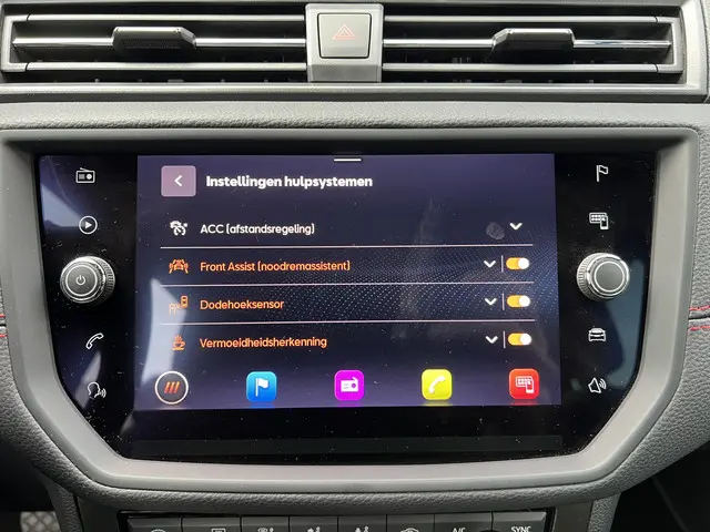 SEAT Arona 1.0 TSI FR Limited Edition 2020 Benzine 24