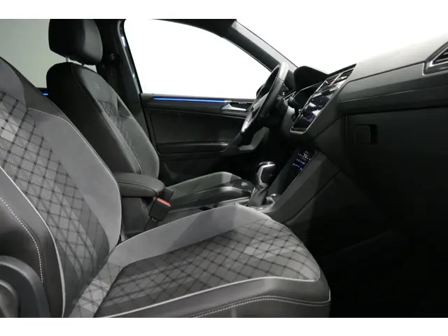 Volkswagen Tiguan 1.5 TSI R-Line Business+ 2023 Benzine 26