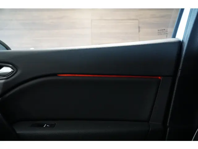 Renault Captur 1.3 TCe 140 2021 Benzine 23