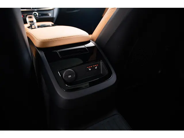 Volvo V90 2.0 T6 AWD Inscription 2022 Hybride Benzine 55