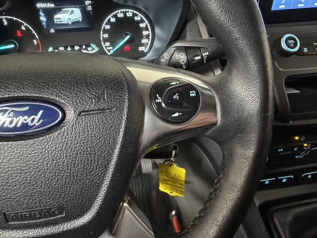 Ford Transit Connect 1.5 EcoBlue L2 Trend 2024 Diesel 11